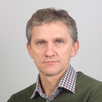 Zdjęcie en face prof. Tomasza Jurdzińskiego